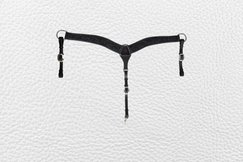 Equestrian breast collar 2